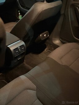 Auto Volkswagen passat B7 - 16