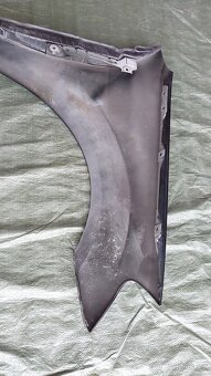 Mercedes W164 BLATNÍK LEVÝ ČERNÝ 2500kč - 16