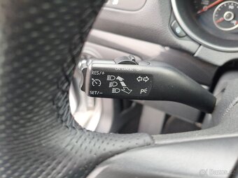 Volkswagen Golf Variant 1.6 TDI 77 Kw Trend r.v.2011 - 16