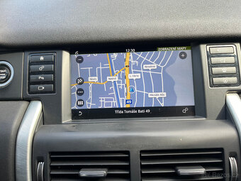 LAND ROVER DISCOVERY SPORT 2,0 TD4 132 Kw HSE AWD ČR DPH - 16