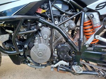 KTM LC8 990 SUPERDUKE a SMT - DOKLADY - 16