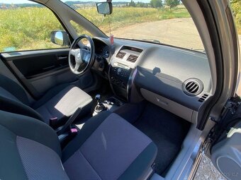 SUZUKI SX4 1.9 JTD 88kW 4x4 klimatizace ČR 1. majitel - 16