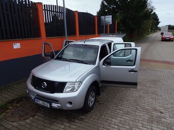 Nissan Navara 2.5 DCI 4x4 redukce ČR původ - 16