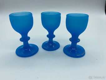 Sběratel nabízí straré panáky - 16