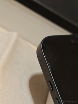 Apple iPhone 14 256 GB, černý - 16