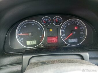 VW Passat 1,9 TDI sedan B5,5 96 kw - 16