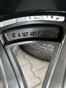 Mercedes GLS 167 AMG, kola 21" zimní - 16