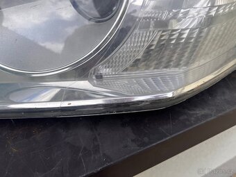 1Z1941015 B xenon Octavia II 2 - 16