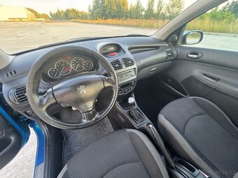 Peugeot 206 Facelift 1.4 75 koní Nová STK - 16