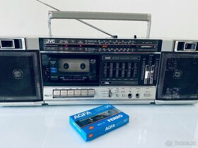 Radiomagnetofon JVC PC 30, rok 1985 - 16