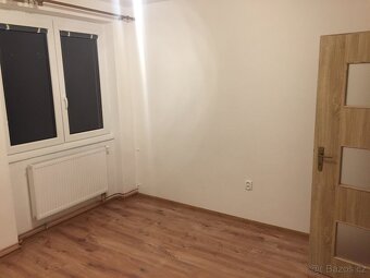 Pronájem bytu 3+1 s balkonem ve Všetatech - 16