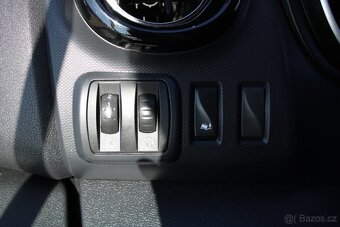 Opel Vivaro 1,6CDTI 107KW, 2.maj.,ČR,serviska, r.v. 2017 - 16
