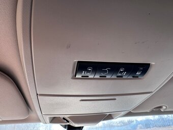 Chrysler Town Country 3,6 DVD, RT 2012 - 16