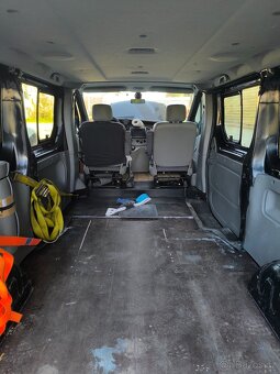 Renault Trafic - 16