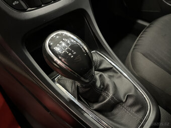 Opel Astra J Sports Tourer 1.4i 16V ,74kW2011 , KLIMA ,TAŽNÉ - 16