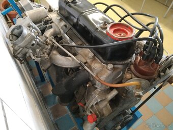 Motor a převodovka škoda 100 - 16