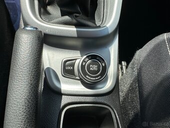 Suzuki Vitara 1,6 i 88 KW 4x4 82000 KM - 16