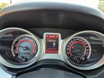 Fiat Freemont 2.0Jtd-103kw-manuál- 7míst-Lounge- - 16