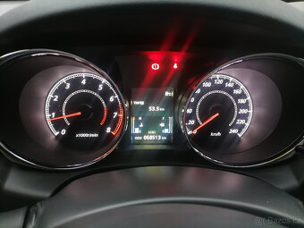 Mitsubishi ASX 1.6i 86kwMivecDiamant68500kmKameraVyhřSedNavi - 16