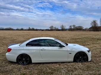 BMW 335i - 16