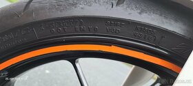 KTM 690 DUKE White ABS - 16