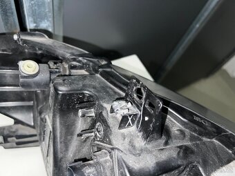 Přední xenonová světla – Ford Mustang (od roku 2017+) - 16