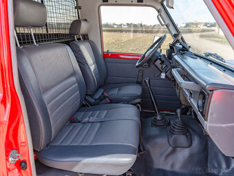 Toyota Land Cruiser HZJ 78 - 16