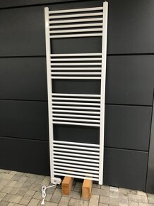Koupelnovy elektricky radiator SANIBEL 1001 s LCD - 16