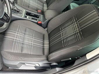 Volkswagen Golf,  1.6 TDi 81 kW DSG SERVISKA NEHAVAROVANÉ - 16