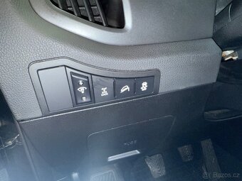 KIA Sportage 2.0 CRDi AWD | 135 kW | PANORAMA | KŮŽE | NAVI - 16