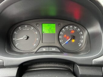 ŠKODA ROOMSTER 1.2 TSI 63 kW 2010 93tkm nové ČR 1. maj - 16