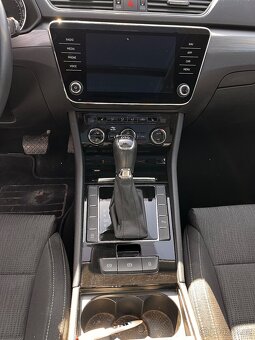 Superb3 2.0 tdi 110 kw - 16
