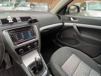 Škoda Octavia Combi 1.4TSI 90kW klima tempomat ČR - 16