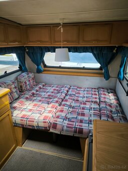 Karavan Cabby 550 - topení Alde, vyhřívaná podlaha, mover - 16