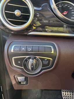 Mercedes v250 d - 16