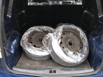 Skoda Roomster Praktik - 16