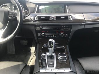BMW 740d X-Drive,Facelift,Hud,ČR.. - 16