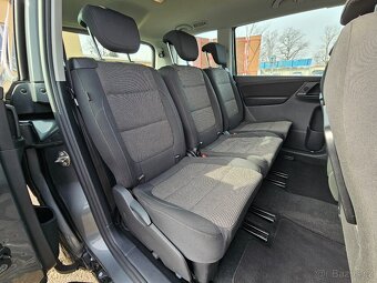 VOLKSWAGEN SHARAN 2011 1.4 TSI 110kW 7 MÍST,EL.DVEŘE,VÝHŘEVY - 16