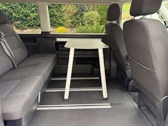 VOLKSWAGEN MULTIVAN T6 2,0 TDI 110 kW / MAN. / TOP STAV - 16