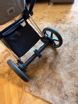 Cybex e-Priam 2023 - 16