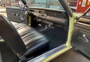 1969 Dodge Dart Swinger - 16