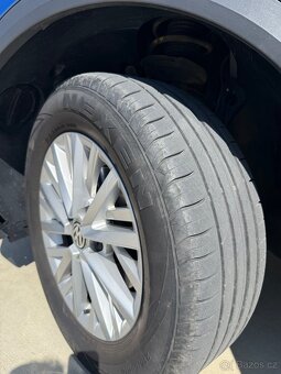 T-Roc 1.0tsi 85kw VÝBAVA JAKO NOVÝ - 16