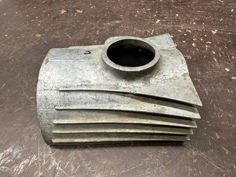 Predám kryt karburátoru JAWA ČZ 125 175 250 - 16