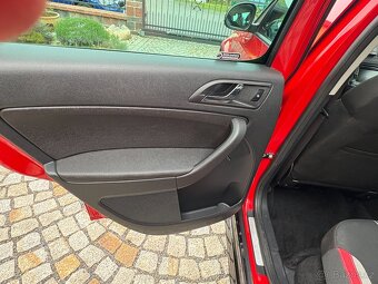 Škoda Yeti 2.0TDi MONTE CARLO 4x4 PANORAMA - 16