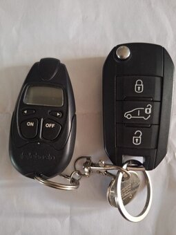 Prodám Peugeot Rifter  LONG S&S Allure 130 HP, 7 míst + výba - 16