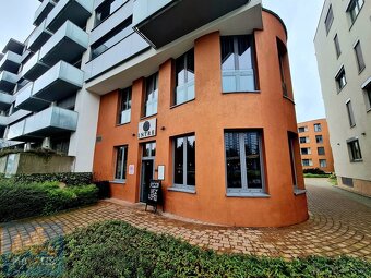 Pronájem restaurace / kavárny (82 m2), Praha 8 - Kobylisy, Č - 16