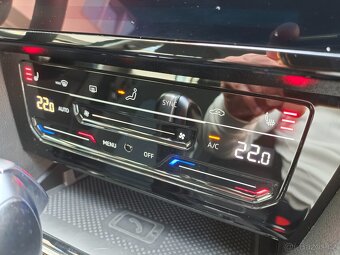 VW Passat B8 GTE 1.4TSI 160kW DSG Full LED ACC ERGO kamera - 16