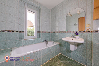 Prodej rodinného domu 5+1, 1004 m² – Mělník - 16