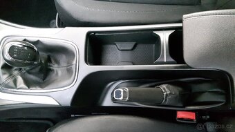 Opel Insignia 2.0 CDTI r. 2013, Tempomat, Auto. klimatizace - 16