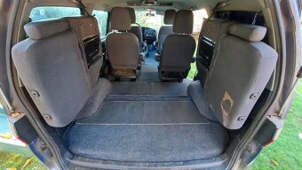 Hyundai H-1 2.5CRDi, 7 mist, nepojizdne, ztraci vodu - 16